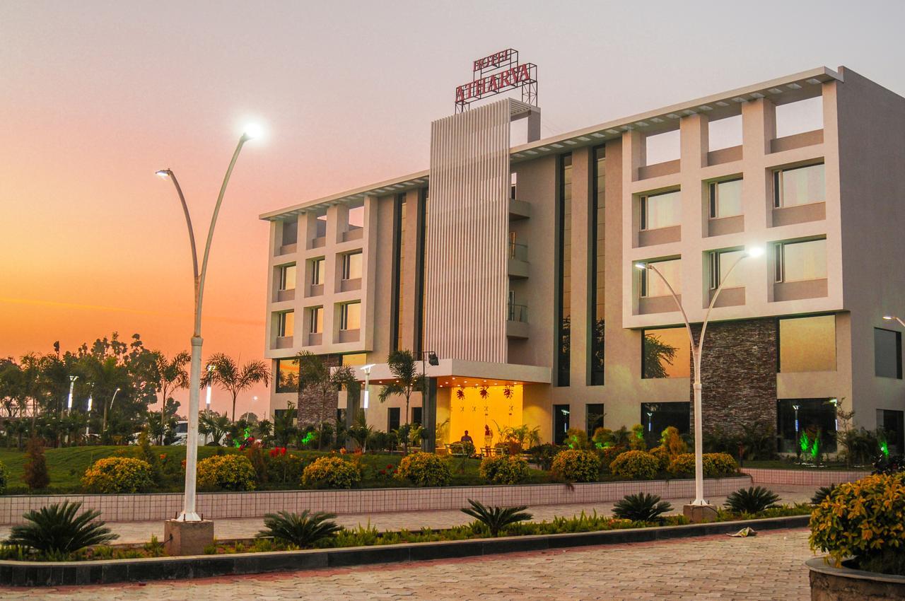 Hotel Atharva Ujjain Exterior foto
